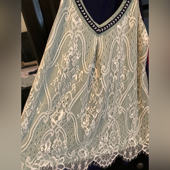 NWT lace tank top! Brand new! XS - Picture 2 of 4